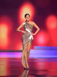 Edición del miss universo llegó a su recta final. Ot2dnetqzesstm