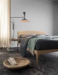 Weiterführende links zu schönes bett kopfende. Schones Bett Aus Altacorte Aus Massivholz
