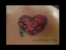 Crow With Broken Heart Tattoo 4 Jpg 950 727 Broken Heart Tattoo Broken Heart Tattoo Designs Broken Tattoo