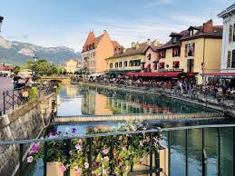 Les 12 Choses Incontournables A Faire A Annecy Visiter Annecy Sejour En France Annecy