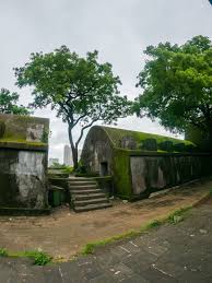 Old Ruins of Abandoned Sewri Fort ...