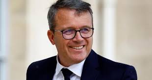 Merci 402 millions de fois !