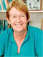 Elizabeth Moir's Instagram, Twitter & Facebook