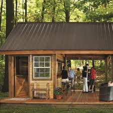 Pin Von Messi Auf Gartenhaus Bar Im Hinterhof Hinterhof Terassenideen