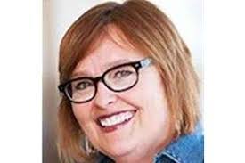 Kari Beth's Instagram, Twitter & Facebook