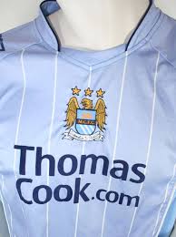 Verschiede trikots mit aufdruck stückpreis. Le Coq Sportif Manchester City Trikot 10 Robinho Thomas Cook Herren S M L Xl Xxl Gunstig Online Kaufen Bestellen Shop Spieler Trikot De Marktplatz Retro Vintage Fussball Trikots Von Superstars