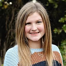 This fall wasn't all black and white! In fact- it had lots of color! Lots  of fun with this sweet family!