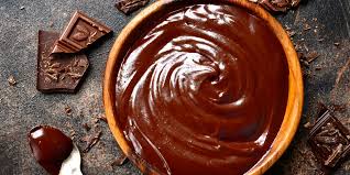 Comment Bien Faire Fondre Du Chocolat Et Obtenir Une Belle Brillance Cuisine Actuelle