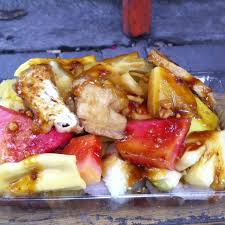 Rujak Manis Jl Polisi Istimewa Surabaya Mixed Fruit With The Most Amazing Sweet Peanut Sauce Makanan Makanan Indonesia Buah