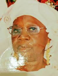 8e jour jeudi décès de la maman de notre collaborateur Saer Mbodji. Merci  de prier pour le repos de l'âme de notre regrettée mère Yacine Diaw Sarr  Que Dieu le tout puissant