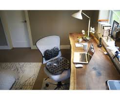 If an office chair possesses a lumbar support, the user enjoys little or no stress on his/her back. Backjoy Sitzright Lumbar Support Backjoy