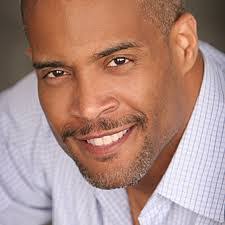 Derek Schell's Instagram, Twitter & Facebook