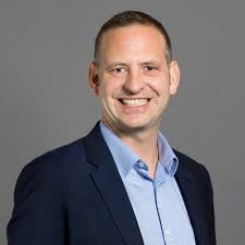 Toby Linton Burton (@TobyLinton)