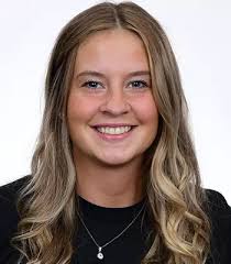 Chloe Roark's Instagram, Twitter & Facebook