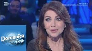 E noi tutti da sempre amiamo lei, scrive su facebook gino. Cristina D Avena Tra Carriera E Vita Privata Domenica In 06 01 2019 Youtube