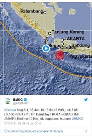 Sealnjutnya, gempa kedua terjadi pada pukul 18.21 wib gempa ini dirasakan masyarakat haruku, maluku dalam skala intensitas ii mmi. Berita Indonesia Hari Ini Gempa Gue Viral