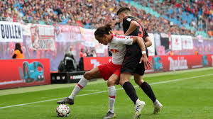 Freiburg vs rb leipzig tournament: Rb Leipzig In Noten Die Einzelkritik Zum 2 1 Sieg Gegen Den Sc Freiburg Sportbuzzer De