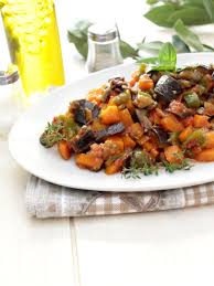 Caponata di verdure ma che buona, in estate è una tradizione che quasi tutti i giorni a tavola non la faccio mancare mai. Caponata Di Verdure Miste In Padella Ricetta Verdure Miste Ricette Contorni Verdure