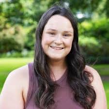 Aaron Batchelor's Instagram, Twitter & Facebook