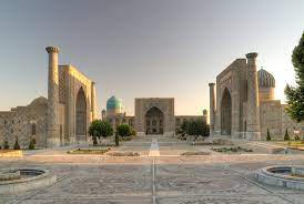 Shirdar madrasa on rīgestān square, samarkand, uzbekistan. Samarqand Wikipedia