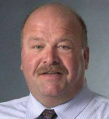 Two mayors who left their posts for health reasons doing better