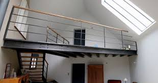 Mezzanine Avec Poutre Et Solives En Acier Heb Toiture En Acier Verrieres Interieure Escalier Bois Metal