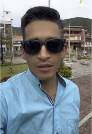 De pasadita por Cariamanga rumbo hoy a mi presentación en la parroquia  Tacamoros #parroquiatacamoros #elgrandedelacumbia #leninpaul #sosoranga