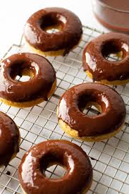 Lexi S Clean Kitchen Healthy Banana Doughnuts In 2020 Banana Healthy Chocolate Banana Bread Chocolate Flavors