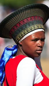 Africa Portrait Of A Zulu Woman South Africa C Unknown Via Zulu Culture History Afrikancy Afrikanskie Plemena Zhenshina