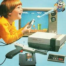 Humberto muestra cada uno de los cuartos, como si él mismo habitara aquel lugar. Pin De Laura Zariz En Infancia Nostalgia De Los 90 Videojuegos Retro Juguetes De Los 70