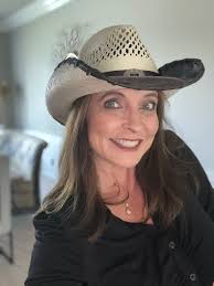 Candy Ellis-Combs added a new photo.