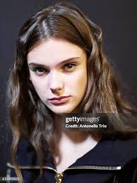 299 fotos e imágenes de alta resolución de Sonia Sara