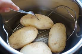 How To Boil Potatoes In Instant Pot Piping Pot Curry