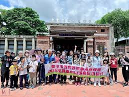 闪婚偏宠，夫人马甲有亿( yì)点多》4K在线手机播放-HD超清爽文短剧在线观看-动漫街(careerchakra.com)