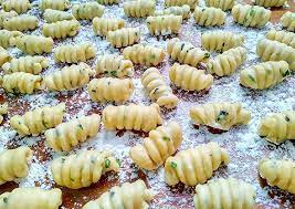 Resep Kue Garpu Kriuk Renyah Dan Gurih Oleh Uli S Kitchen Recipe Kue Resep Kue Resep