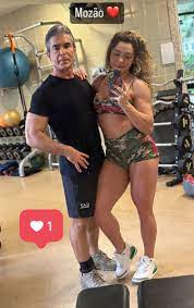 Rogério Andrade aparece usando tornozeleira numa academia, em foto postada  pela mulher dele