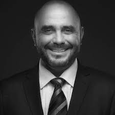 Karol Mora's Instagram, Twitter & Facebook