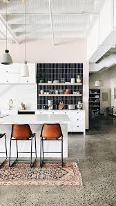 Our Favorite Vintage Rugs On Etsy Interieur Moderne De Cuisine Cuisine Beton Interieur De Cuisine