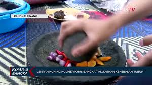 Masak daging sapi bumbu kuning gurih enak lezat bikin ketangihan. Lempah Kuning Kuliner Khas Bangka Kaya Rempah Video Dailymotion