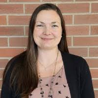 Laura Resch's Instagram, Twitter & Facebook