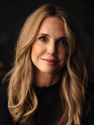 The Story She Left Behind by Patti Callahan Henry, Hardcover