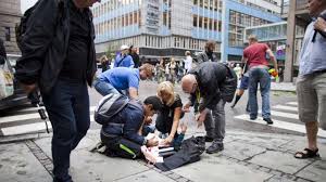 Op 22 juli 2011 ontplofte in een auto in het regeringscentrum van oslo een zware, zelfgemaakte bom. Anders Breivik Norwegen Erinnert An Die Opfer Von Utoya Und Oslo Augsburger Allgemeine