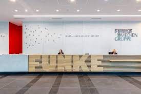 Zentrale Der Funke Mediengruppe Von Alleswirdgut Industriebau Industrie Medien Gebaudehulle