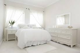 Das runde bett erweist sich nicht nur ein. Wohnideen Fur Schlafzimmer In Weiss 25 Prima Bilder Archzine Net