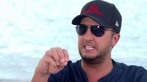 Ain’t no party like a Crash My Playa party! CMT Hot 20 Countdown brings the  fun to you THIS MORNING at 9a/8c!