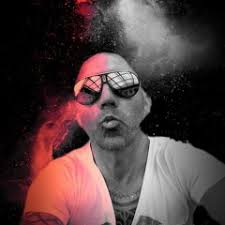 Stream A Thousand Miles in Bed (Nik Stone Mashup) by Nik Stone