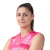 Julia Tilley » partners :: Beach Volleybox