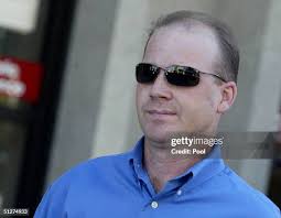 Jill Lear and Elizabeth Guptill leave the San Mateo County Superior... News  Photo