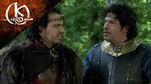 Alors que l'empire romain s'effondre et que le christianisme s'impose peu à peu face aux dieux païens, le royaume de kaamelott se resserre et s'organise autour de son souverain et pourtant, le bon peuple de kaamelott compte sur son roi pour le guider vers la lumière. Kaamelott Livre Ii Tome 1 Eng Sub Youtube