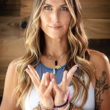 Jaclyn Winters's Instagram, Twitter & Facebook